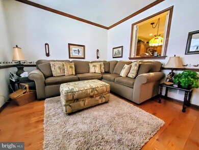 214 Archer Ct, Malvern, PA 19355 - photo 2