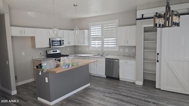 854 S Comanche Ct, Chandler, AZ 85224 - photo 3