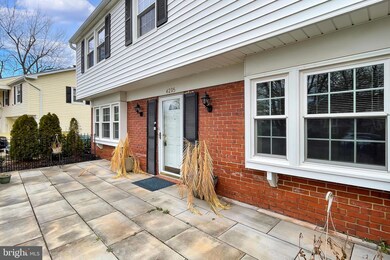 4205 Maylock Ln, Fairfax, VA 22033 - photo 7