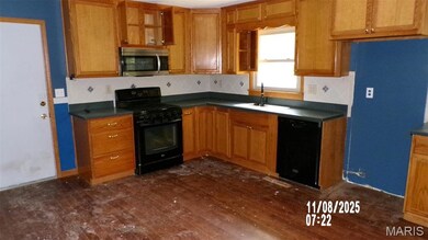 907 Belshe Ave, Richland, MO 65556 - photo 3