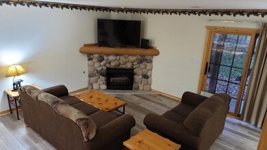 2643 N Il Route 178 unit Q3, Utica, IL 61373 - photo 4