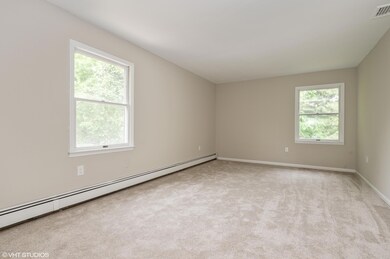 07_1265WFrontSt_14_MasterBedroom_HiRes