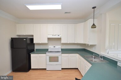 7402 Langholm Way, Manassas, VA 20109 - photo 4