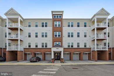 41895 Cathedral Valley Square unit 207, Aldie, VA 20105 - photo 2