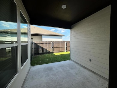 820 Staglin St unit A, Buda, TX 78610 - photo 4