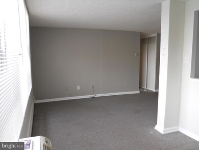 Radnor House unit 812, Bryn Mawr, PA 19010 - photo 7