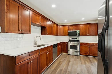 540 E 4th St, Lockport, IL 60441 - photo 2