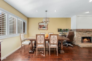 10 Remove objects in blue