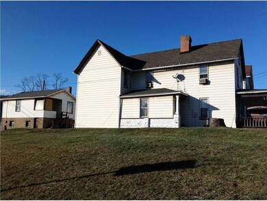 211 5th Ave, New Kensington, PA 15068 - photo 2