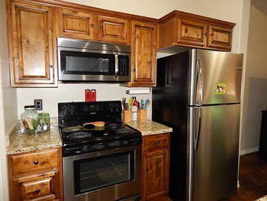 Kitchen Refrigerator-Stove