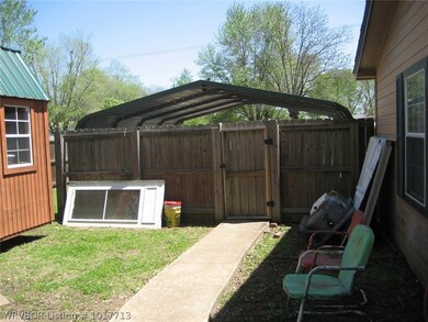 900 Pine St, Muldrow, OK 74948 - photo 5