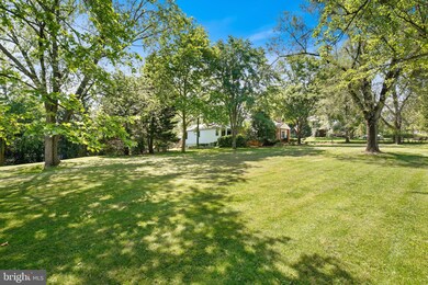 15204 Blackburn Rd, Burtonsville, MD 20866 - photo 2