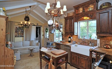 Kitchen lounge area