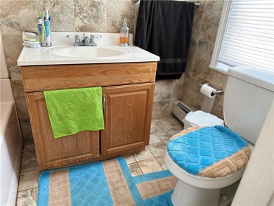 60 Anthony Ave, Pawtucket, RI 02860 - photo 3