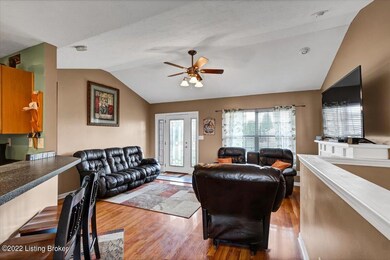440 Helmwood Cir, Mount Washington, KY 40047 - photo 7