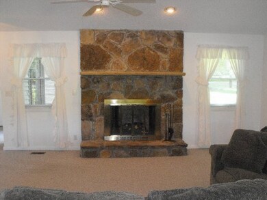 171 Dovenshire Dr, Crossville, TN 38558 - photo 3