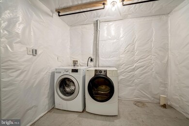 325 Scarboro Dr, Bunker Hill, WV 25413 - photo 7