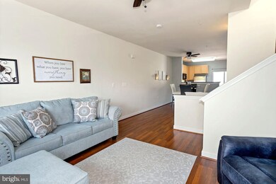 22765 Fountain Grove Square, Ashburn, VA 20148 - photo 4