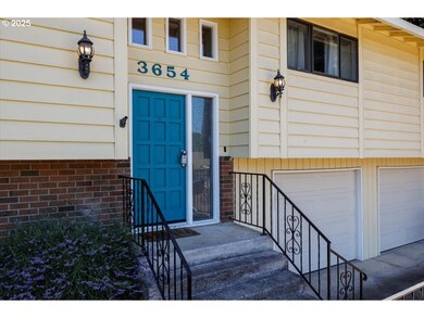 3654 SE Grogan Ave, Milwaukie, OR 97222 - photo 2