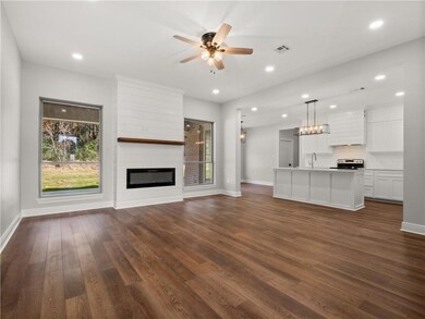 4499 Hathern Dr, Pineville, LA 71360 - photo 4