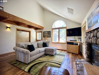 17692 Rogue Ln, Sunriver, OR 97707 - photo 6