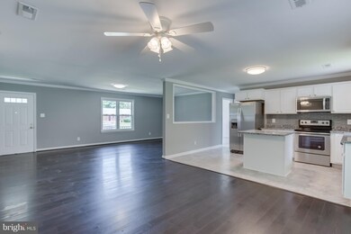 4458 Willow Tree Ln, King George, VA 22485 - photo 5