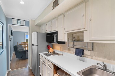 9400 Shore Dr unit 411, Myrtle Beach, SC 29572 - photo 4