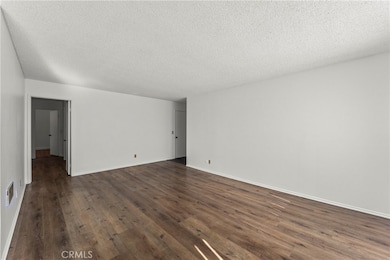 15000 Halldale Ave unit 101, Gardena, CA 90247 - photo 6