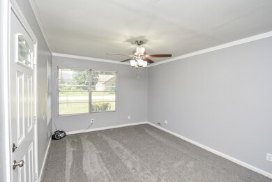 Large living room with new fixtures!