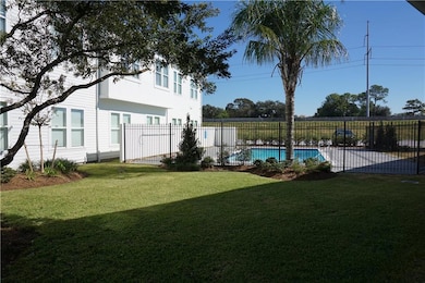 505 Lake Ave unit 2, Metairie, LA 70005 - photo 2