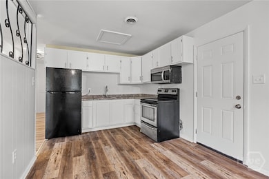 8519 Cresthill Ave, Savannah, GA 31406 - photo 7