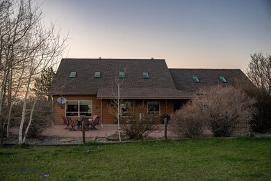 Landscaped patio for outdoor entertaining and rela