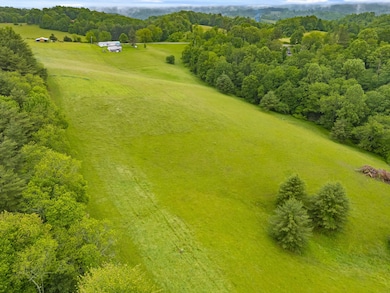 1671 Cornerstone Rd, Independence, VA 24348 - photo 5