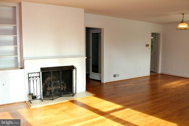 6514 Ivy Hill Dr, McLean, VA 22101 - photo 6