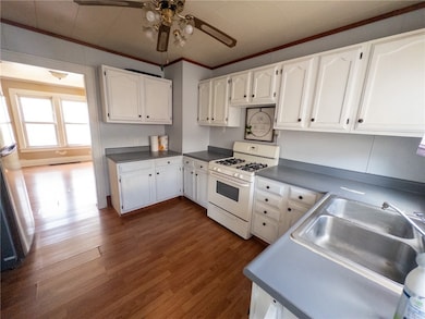 212 E 5th St, Tilton, IL 61833 - photo 7