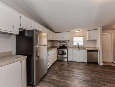 Beautifully Renovated Kitchen with all New SS Appl