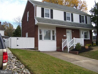 551 Holmes Rd, Morton, PA 19070 - photo 2