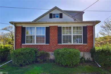 1407 Fretz Ave, Allentown, PA 18103 - photo 2