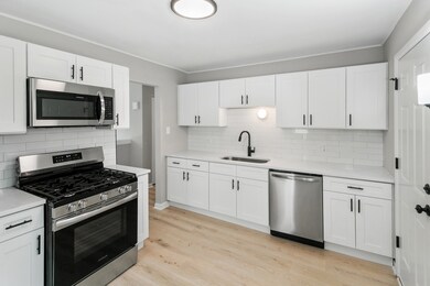 17309 Burr Oak Ln, Hazel Crest, IL 60429 - photo 6