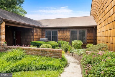 10 Hopkinson Ct unit 154, Chesterbrook, PA 19087 - photo 3