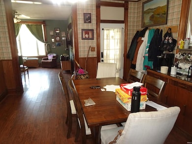 302 S Main St, Knox, IN 46534 - photo 3