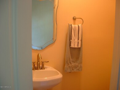 1660 Ryar Rd, Jacksonville, FL 32216 - photo 3