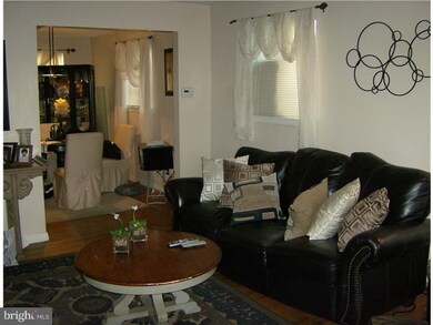 221 S 35th St, Camden, NJ 08105 - photo 2