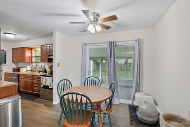 1175 Southridge Ave, Wilmington, OH 45177 - photo 5