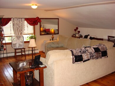 117 Genesis Dr, Milford, PA 18337 - photo 5