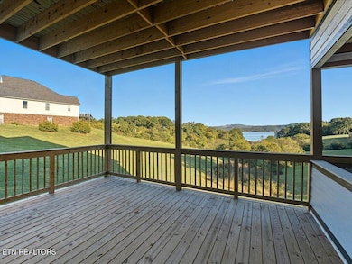 736 Cow Poke Ln, Rutledge, TN 37861 - photo 3