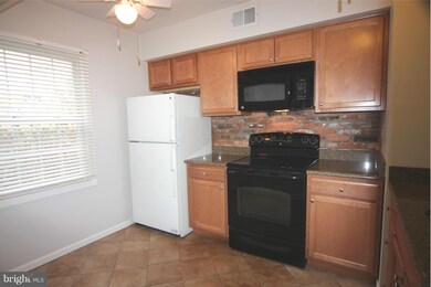 8418 Forrester Blvd unit 578, Springfield, VA 22152 - photo 3
