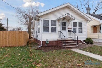2041 Fairfax Rd, Toledo, OH 43613 - photo 2