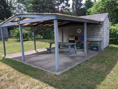 87 Bow St, Jamestown, RI 02835 - photo 5