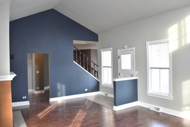 164 N Gifford St, Elgin, IL 60120 - photo 6